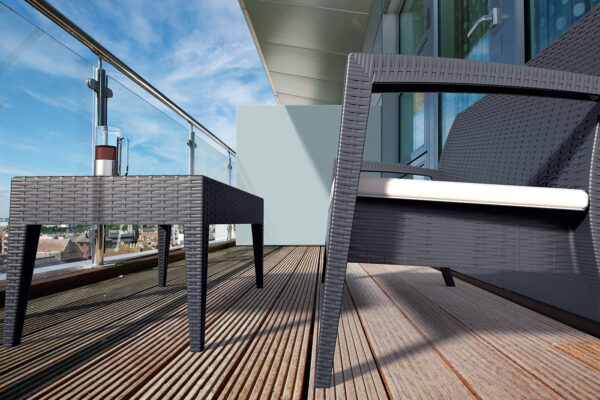010_ml_table_sofa
