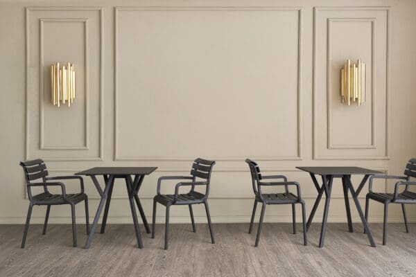 1071_paris_max_table_70