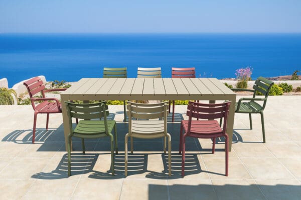 1080_paris_helen_atlantic_table_B210