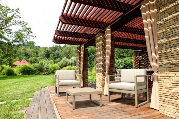 735_ml_armchair_ml_table
