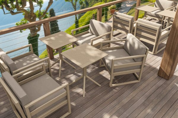 754_ml_armchair_sky_folding_table_60