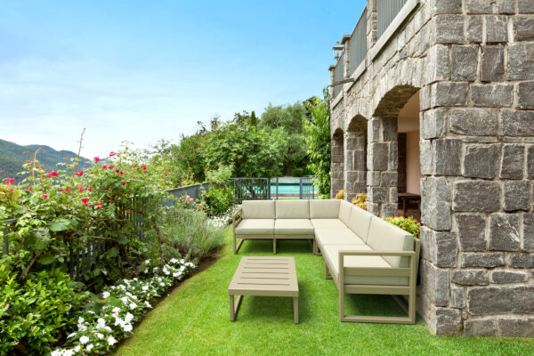 758_ml_corner_set