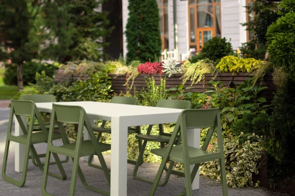 975_dream_folding_chair_vegas_table_180