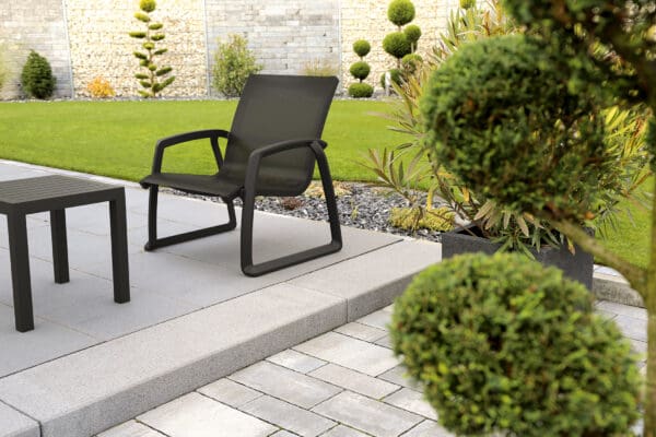 990_pl_armchair_ocean_side_table